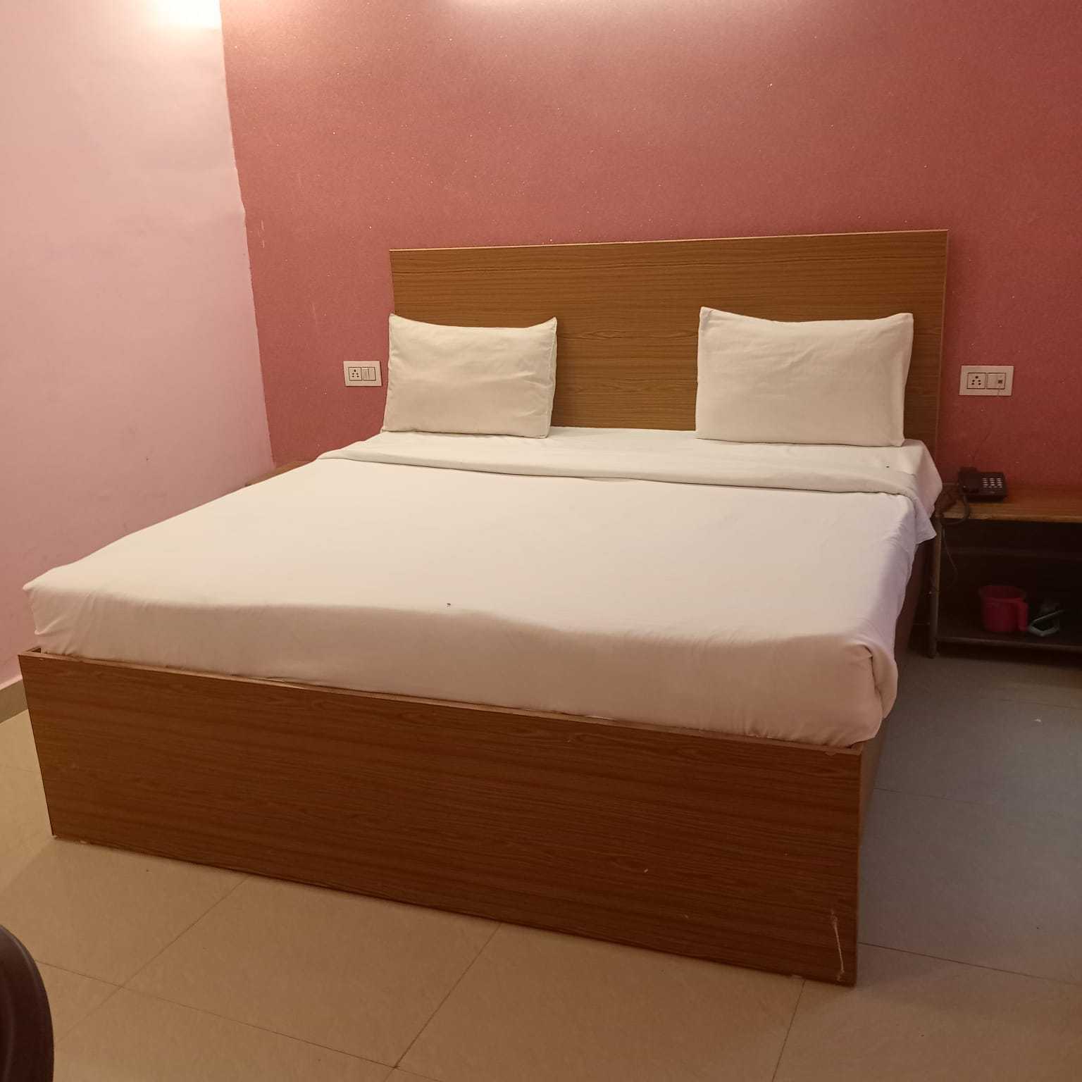 Hotel O The silver shore Residency