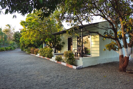 BRIGHT VIEW COTTAGES