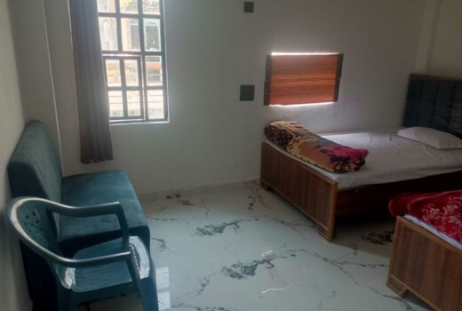 Adiyogi Homestay