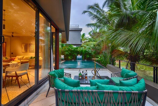 British Style 4 BHK Villa by Savaya Stays (U2)