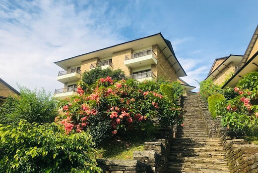 Rupakot Resort