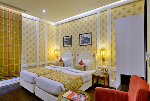 Hotel Bright