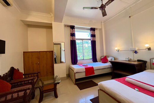 NEW HOTEL RHINO