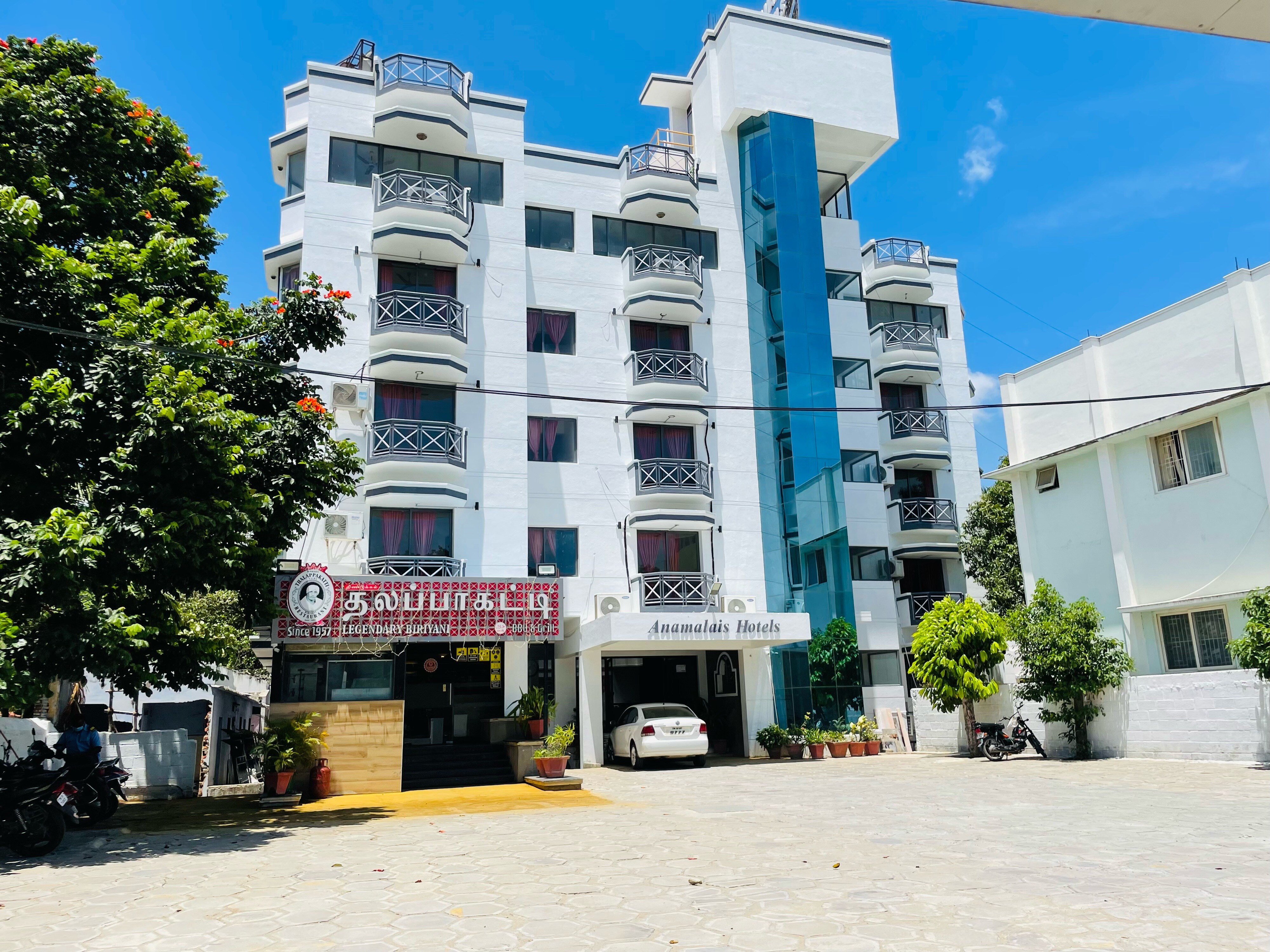 Anamalais hotels