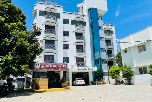 Anamalais hotels