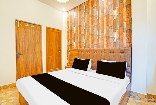 Super Hotel O MB Grand