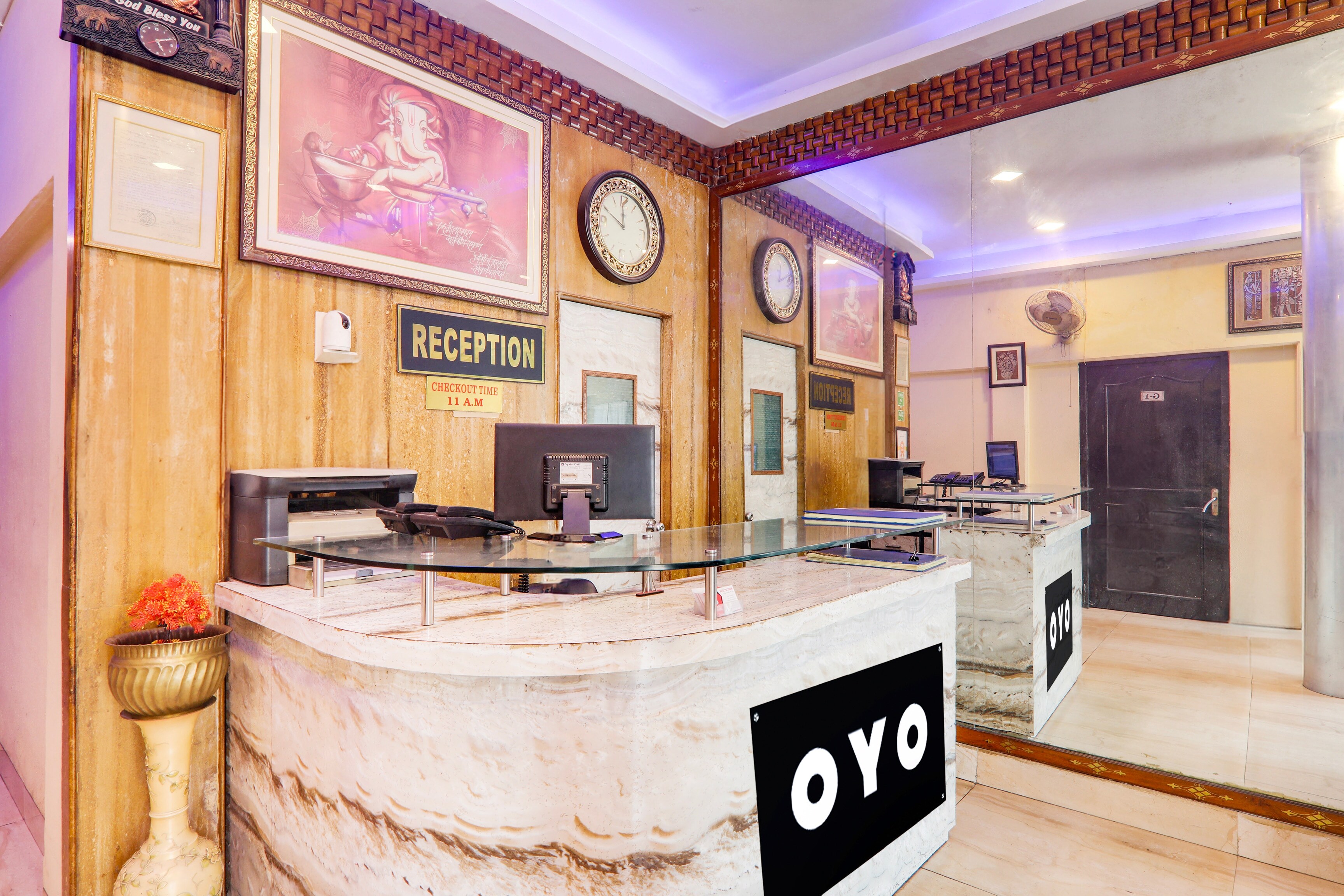 Hotel O Avadh Near Charbagh Railway Station