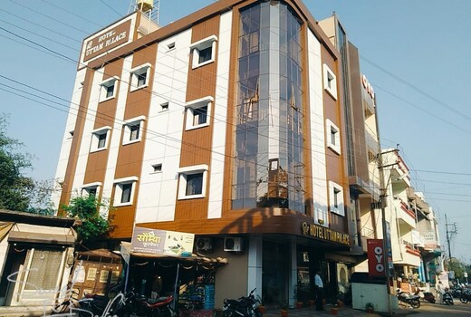 Shri Uttam Palace