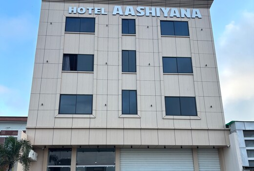 Hotel Aashiyana