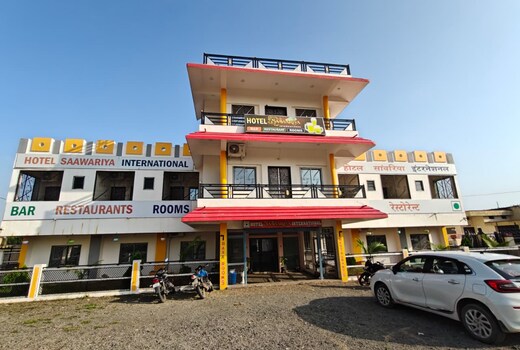 Hotel Saawariya International