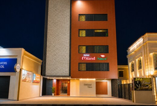 Hotel Miland Palace Near Railway Station