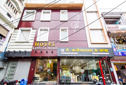 Hotel Kanhaiya Palace (1 Min walk to Temple)