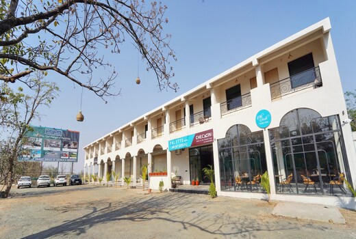 Palette Hotel Orient Greenz by CheckIn, Pench