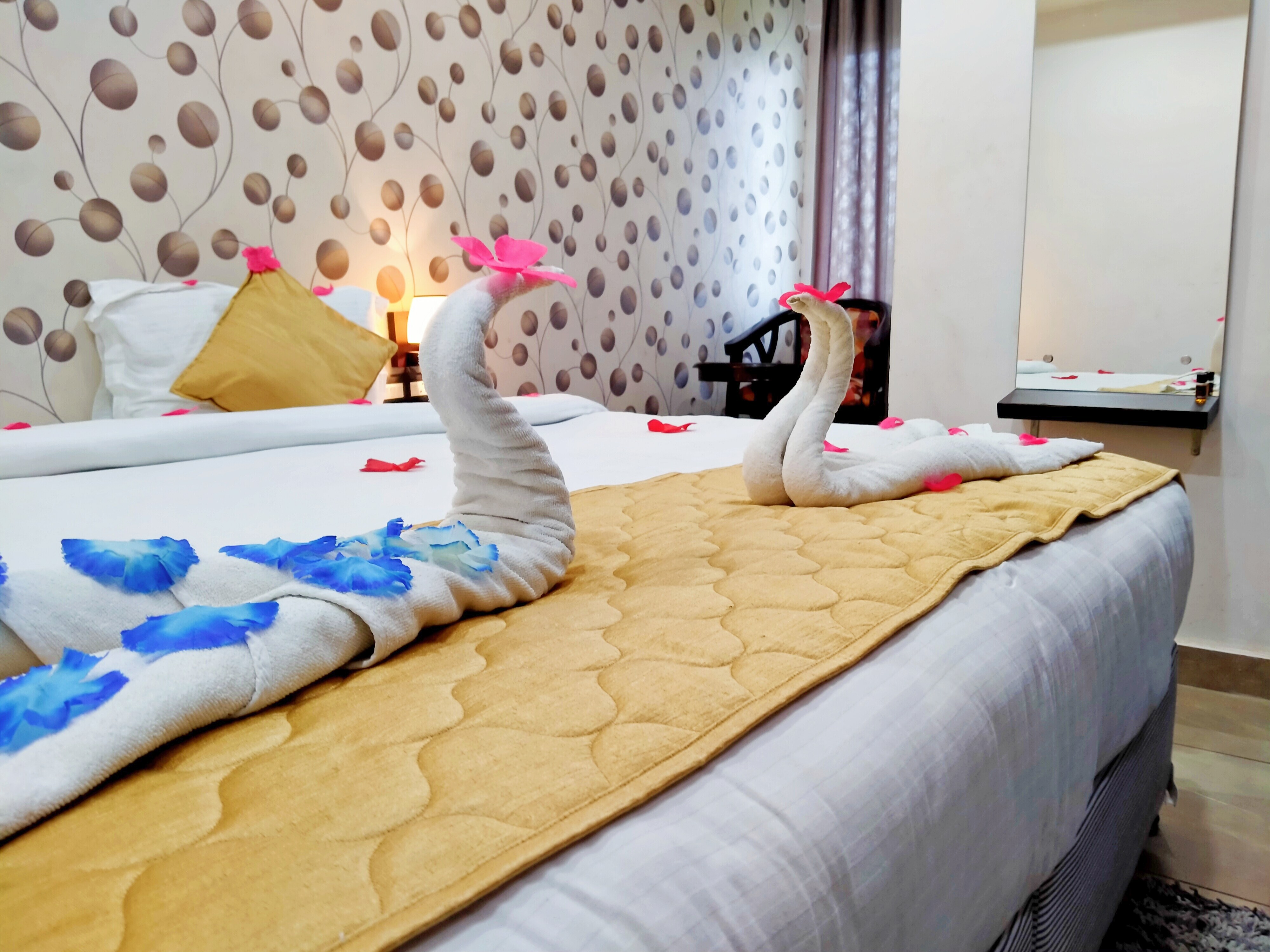 RED CARPET HOTEL AND BANQUET