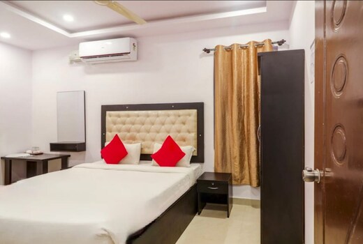 PPH LIVING SS GRAND SHAMSHABAD