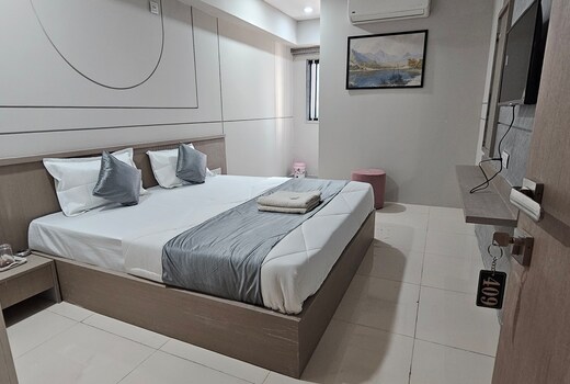 Hotel The Shivaay, Ahmedabad