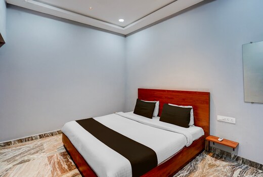 Hotel O Stay Here