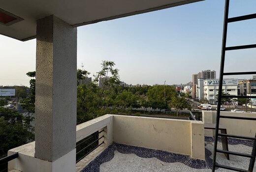 Antra Hospitality Services Near CIMS hospital