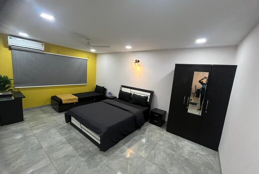Spacious Riverview 2bhk by Royal Luxor