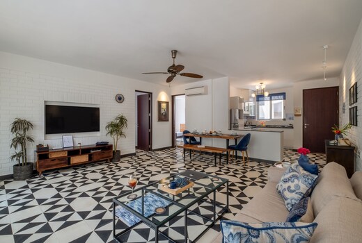 El Arbol by The Blue Kite - Elegant 2BHK Apt with Rooftop Pool & Kitchen near Candolim Beach (204)