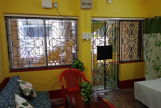 Alaka Nibas Homestay