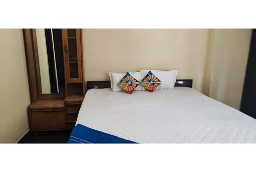 Hide-Out Home Stay