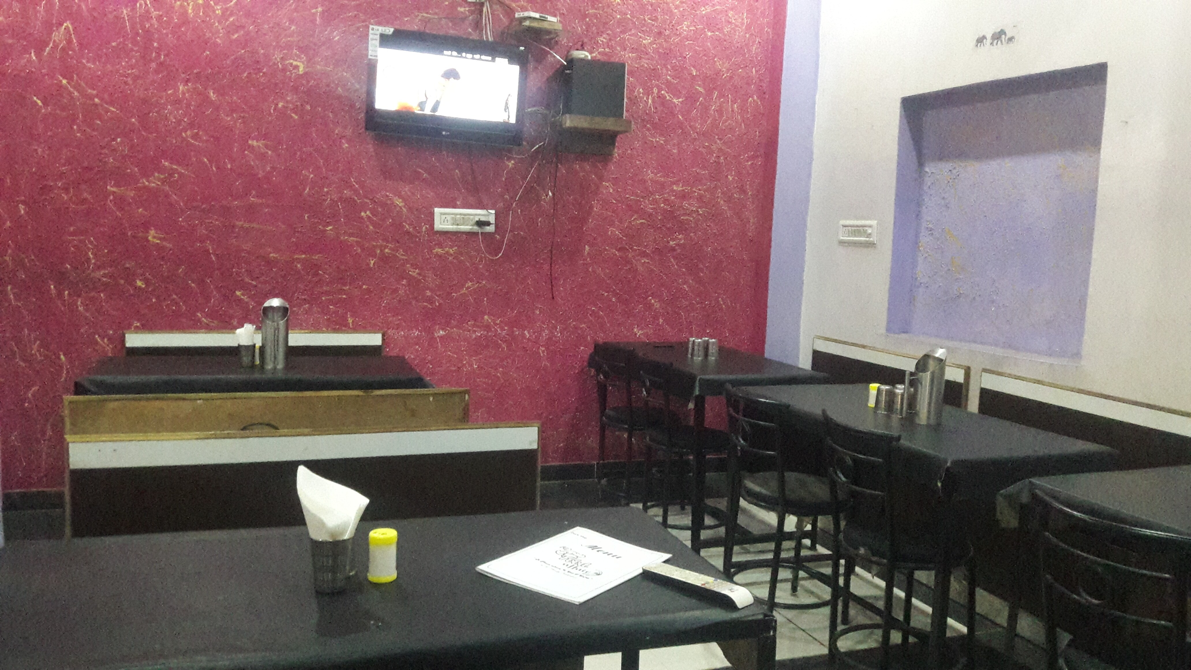 HOTEL JADAV & NATRAJ DINNING HALL