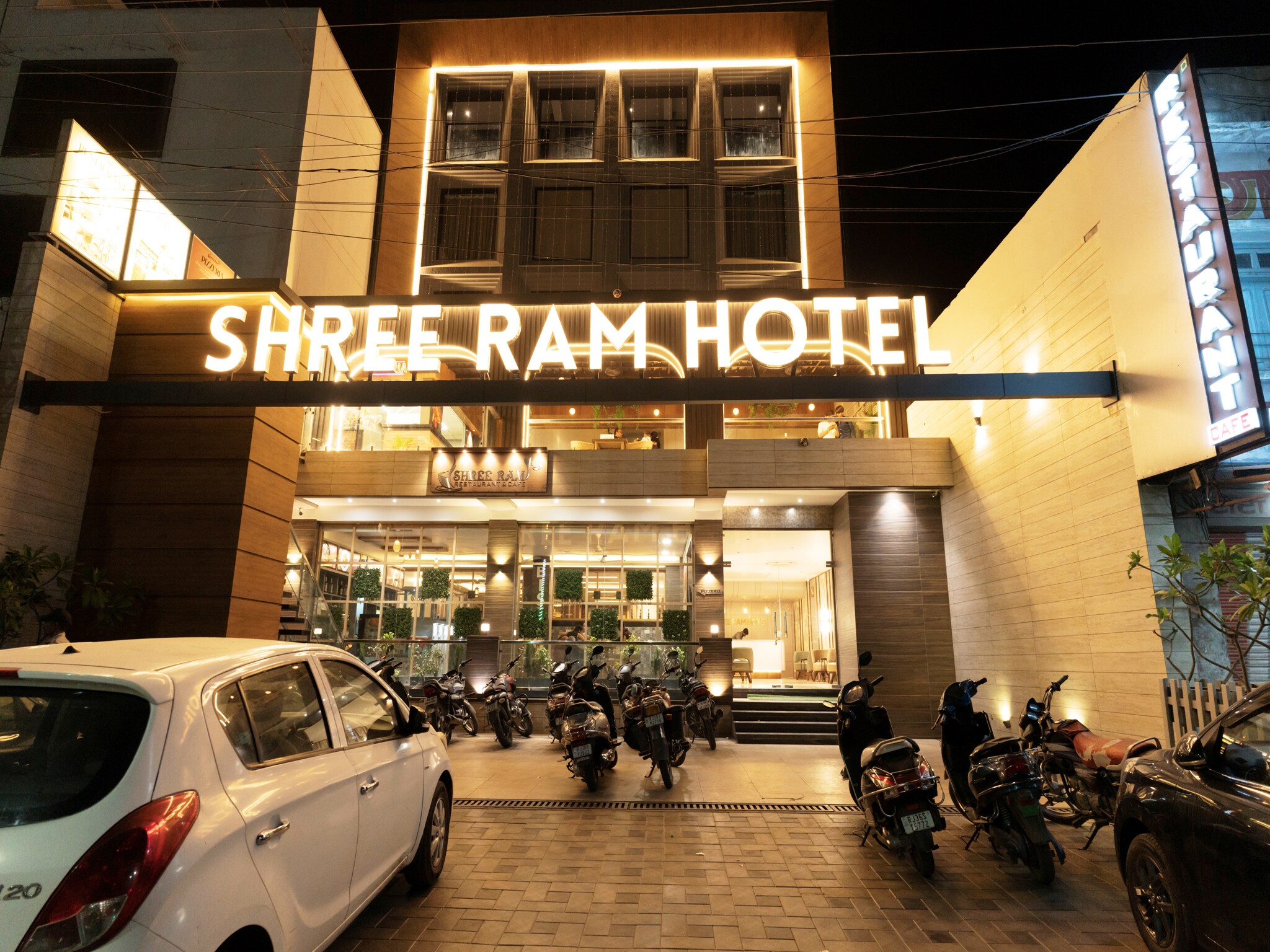 SHREE RAM HOTEL