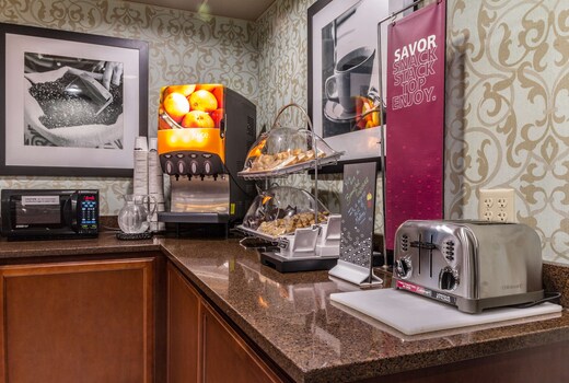 Hampton Inn Winchester-University/ Mall