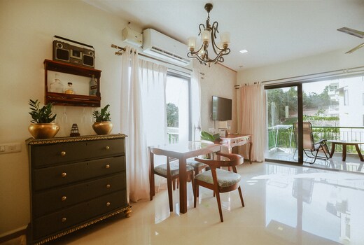Vintage Loft - by Kudrat ( Sea & Island view Retreat)