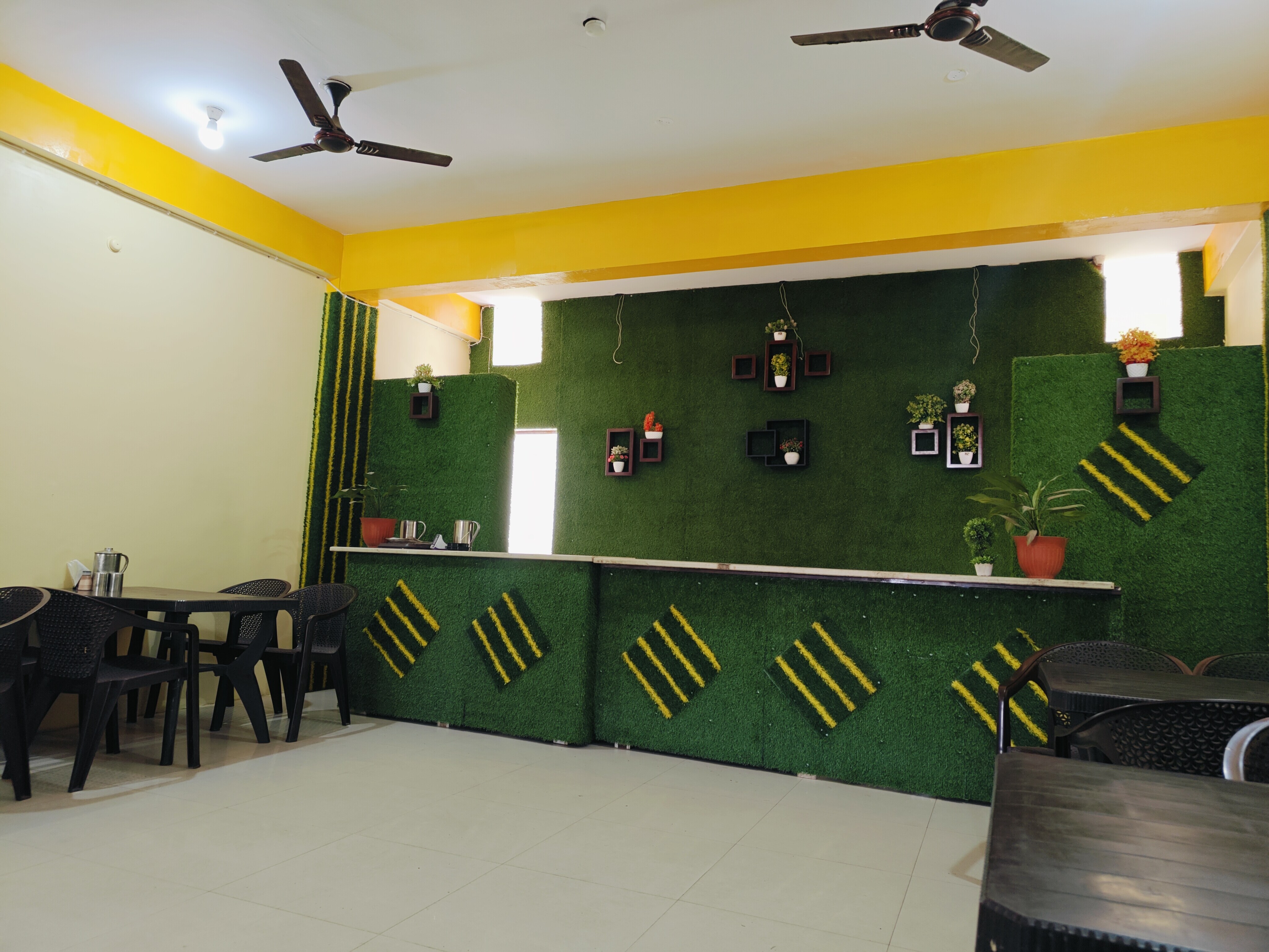 SHREE GANGA HOTEL