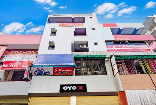 Hotel O The Glory Near Sector 18 Metro