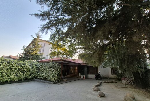 Hotel Meridien River Front Rajbagh.