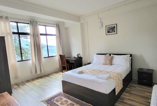 Payong House Near Tashi View Point
