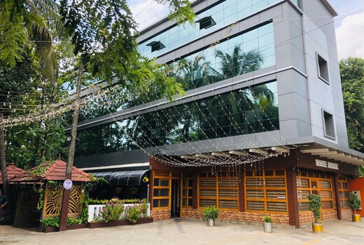 Hotel Whitehouse