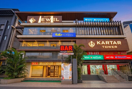 FabHotel Prime The Kartar Tower, Rani Kamalapati Railway Station