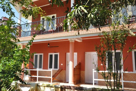Vagamon White House