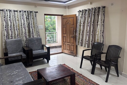 Cozy 2BHK AC Appt MVP double road