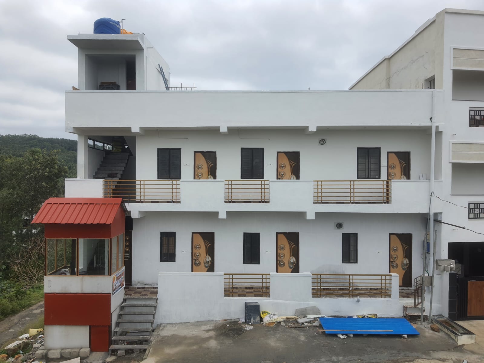 YETTI - A GUEST HOUSE