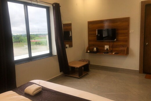 Crystal Resort and Lawns