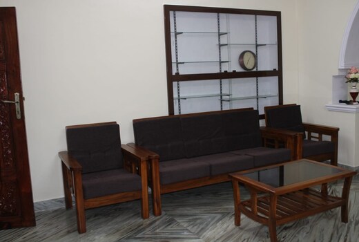 Snehasindhu-sea breeze delight homestay