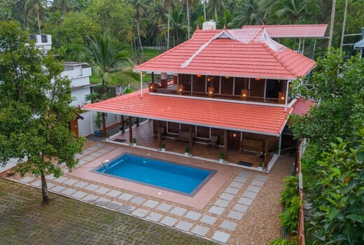Private Room in a Heritage Pool Villa