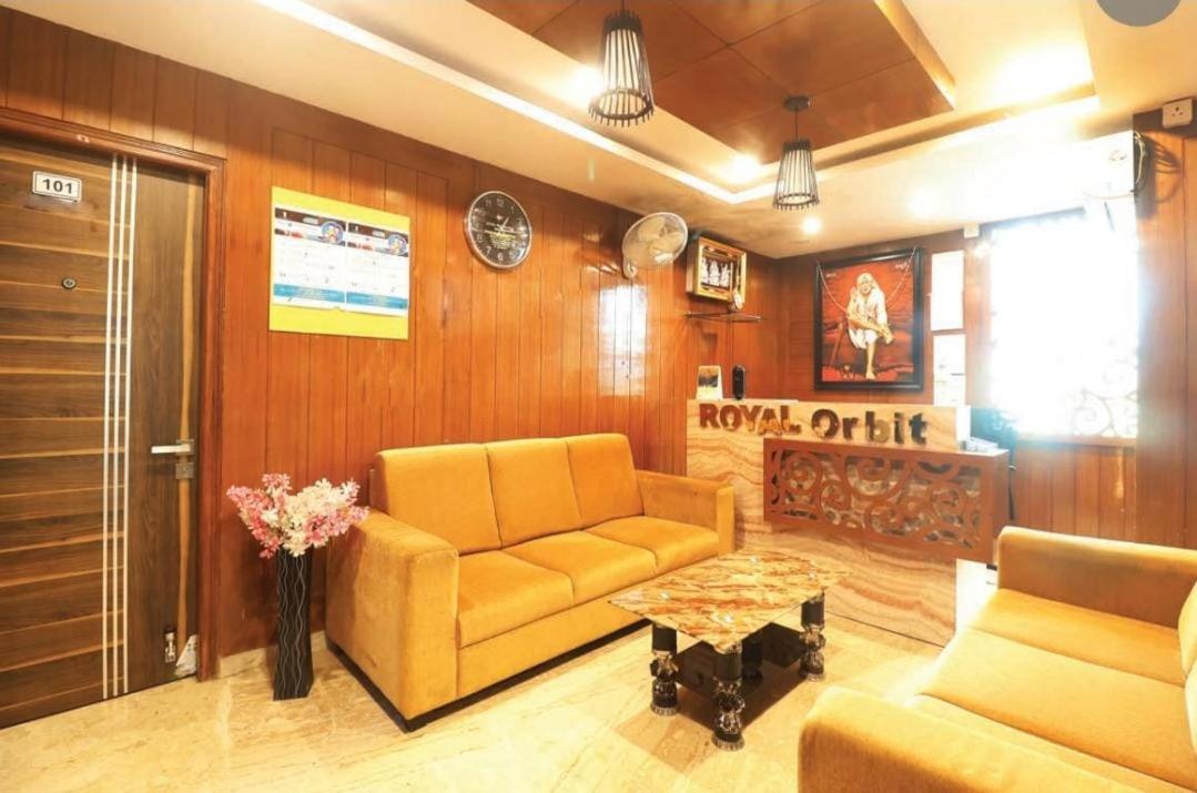 Hotel Royal Orbit.
