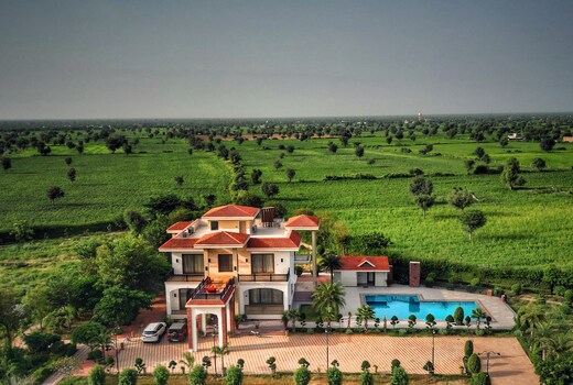 BELLA VISTA