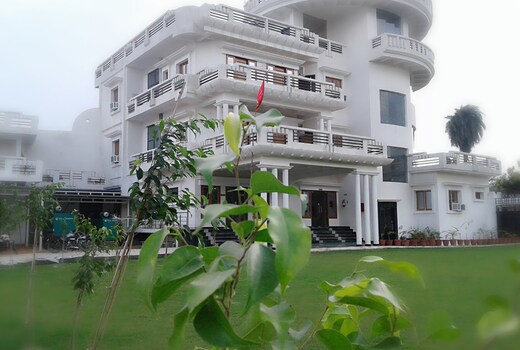 Panchvati Hotel & Restaurant