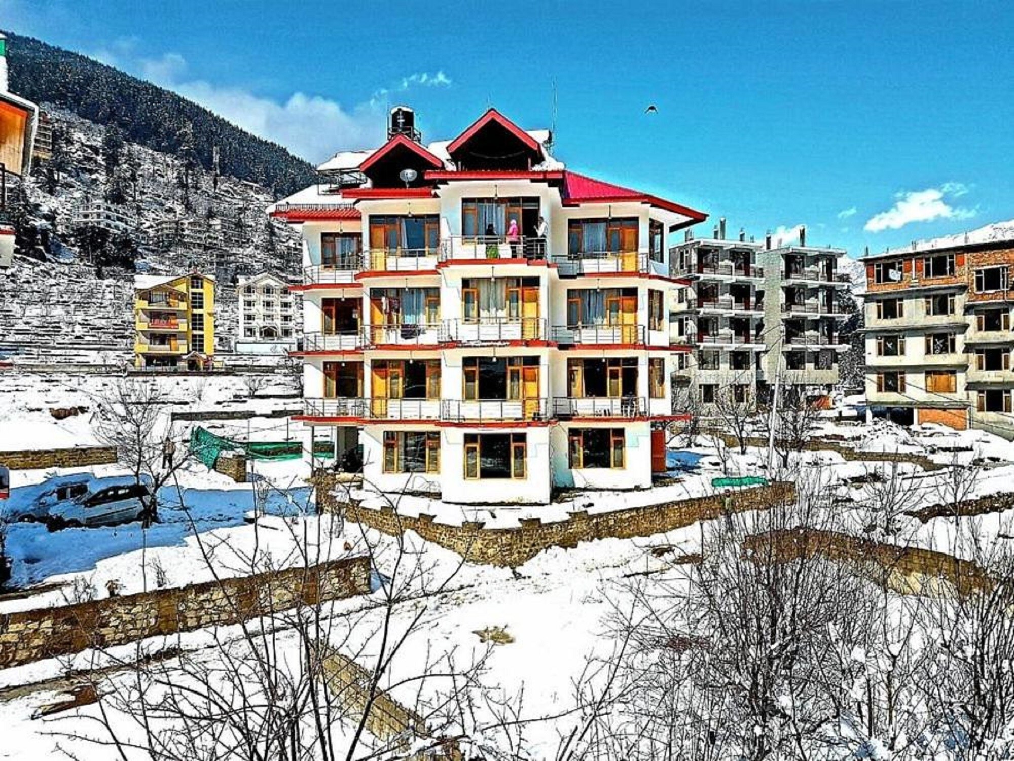 Touch Sky Hotel Manali