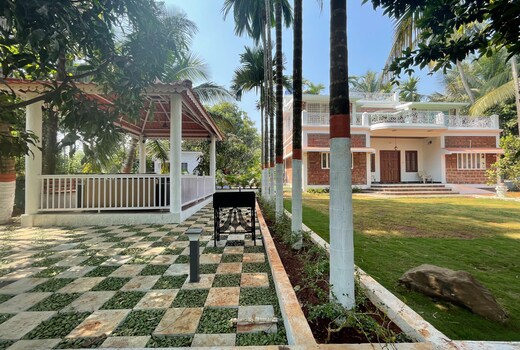 Sundeck Villa