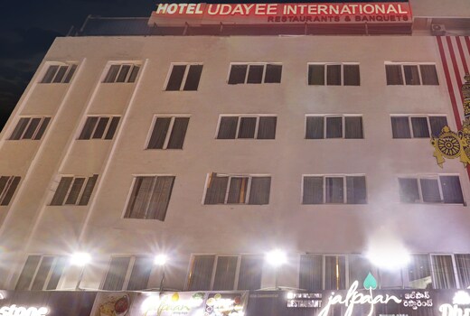 Hotel Udayee International