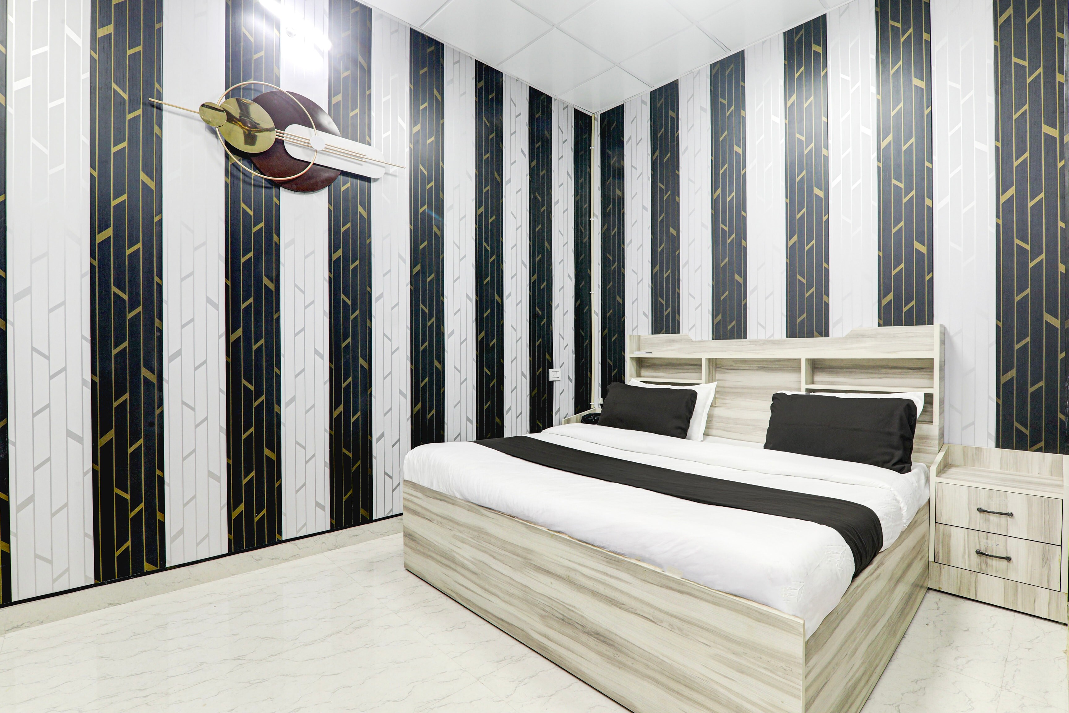 Super Hotel O Mansa Lawn & Banquets