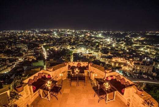 Hotel Raj Mandir